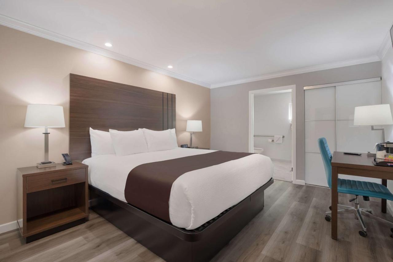 Surestay Plus Hotel By Best Western Upland - Ontario North Exteriér fotografie