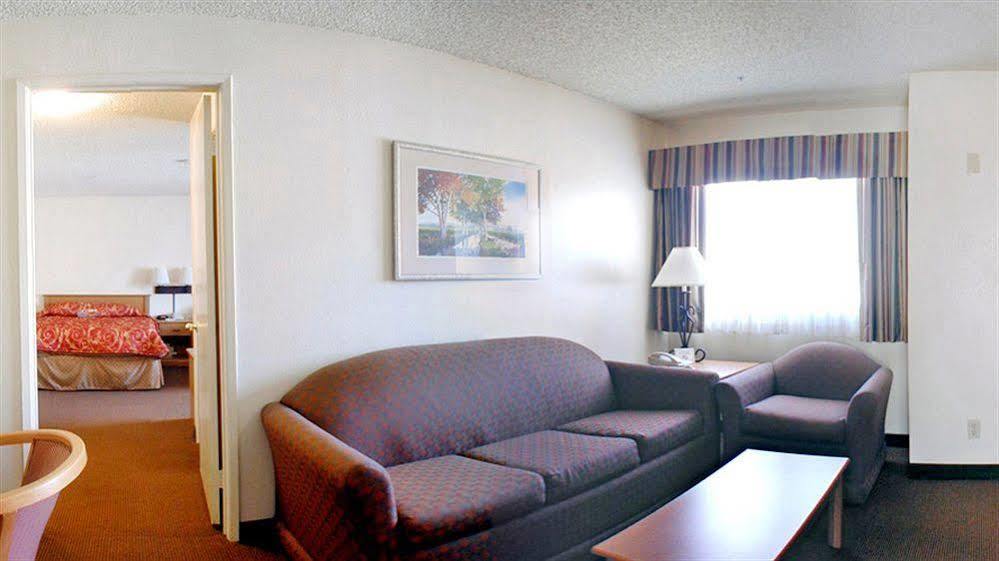 Surestay Plus Hotel By Best Western Upland - Ontario North Exteriér fotografie